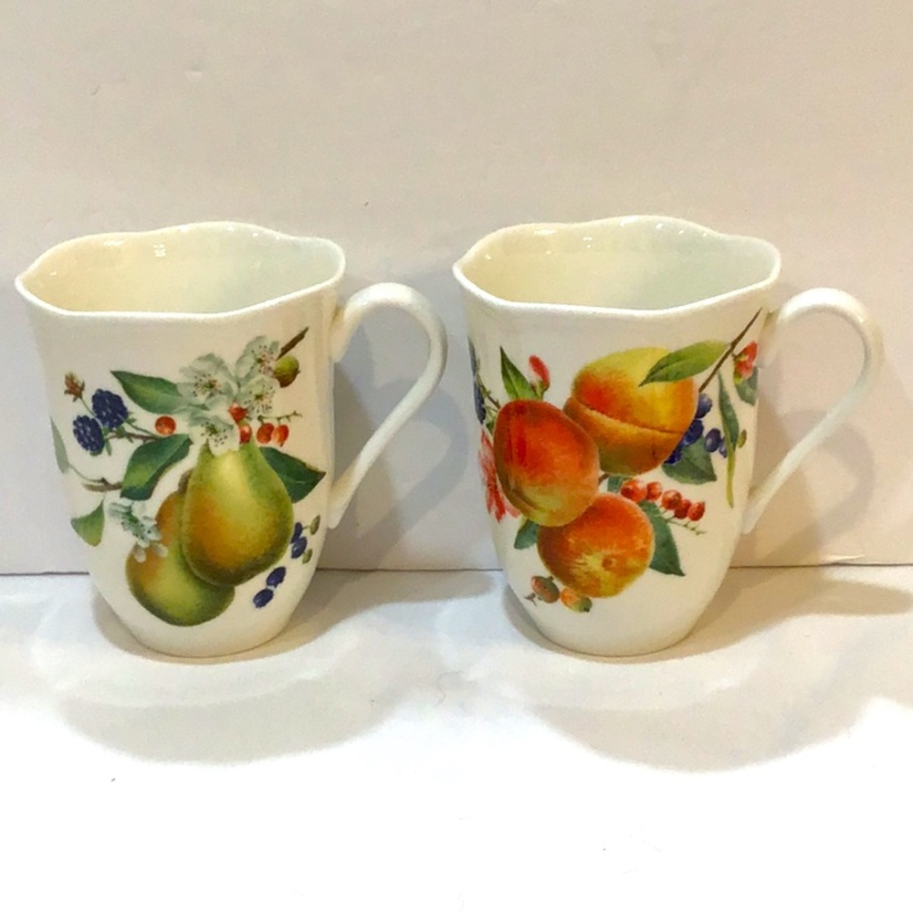 Lenox 2 fine porcelain cups Pear & Peach.